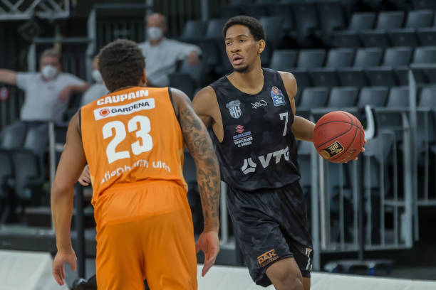 队本赛季的 队本赛季的