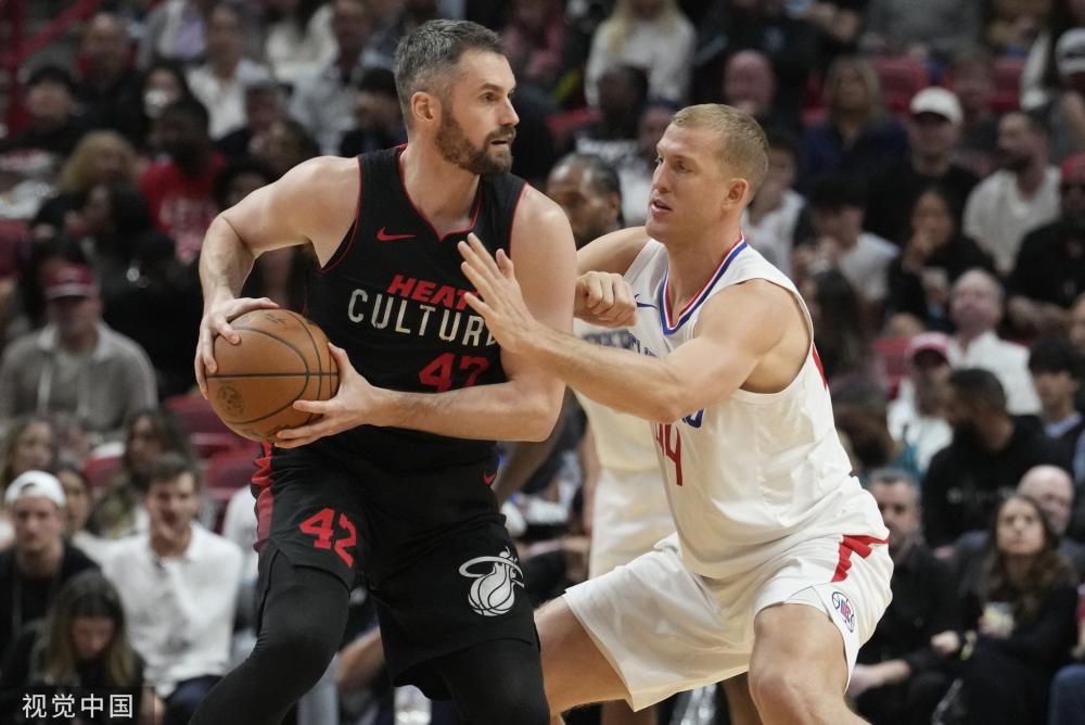 球员在门将 球员在门将