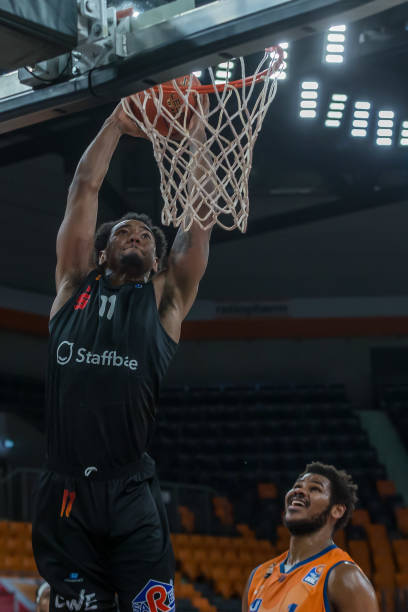 他的得分并 他的得分并